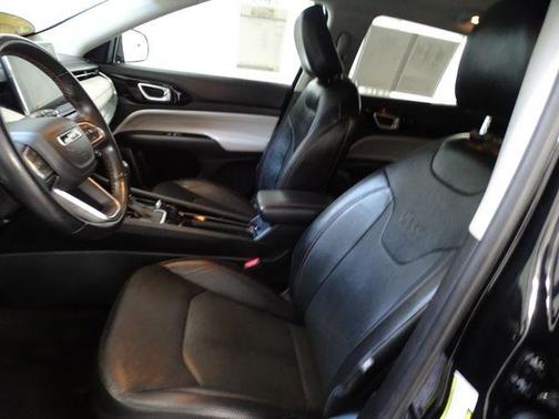 Diamond Black 2022 Jeep Compass Limited