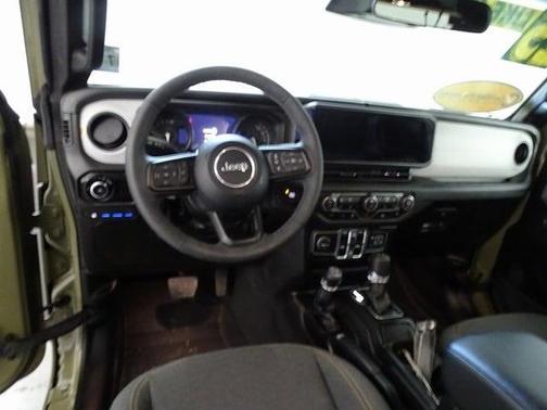 2025 Jeep Wrangler 4xe Sport