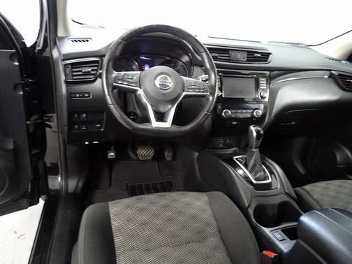 2018 Nissan Rogue Sport SV