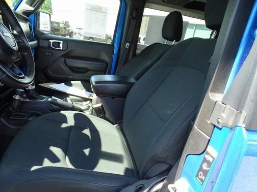2021 Jeep Wrangler Sport