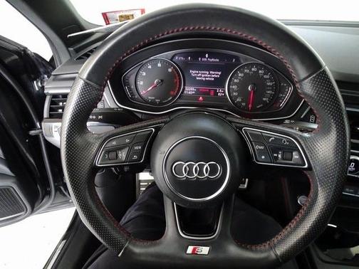 2018 Audi A4 2.0T Premium Plus