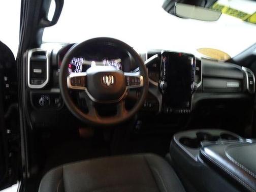 Diamond Black 2025 RAM 2500 Big Horn