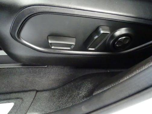 Bright White Clearcoat 2023 Jeep Grand Cherokee Overland
