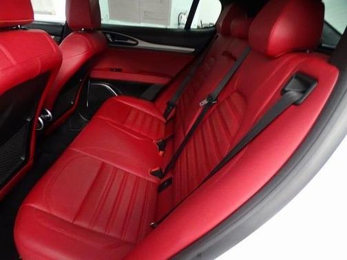 2021 Alfa Romeo Stelvio Ti Sport