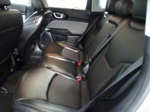 Billet Silver Metallic Clearcoat 2022 Jeep Compass Latitude