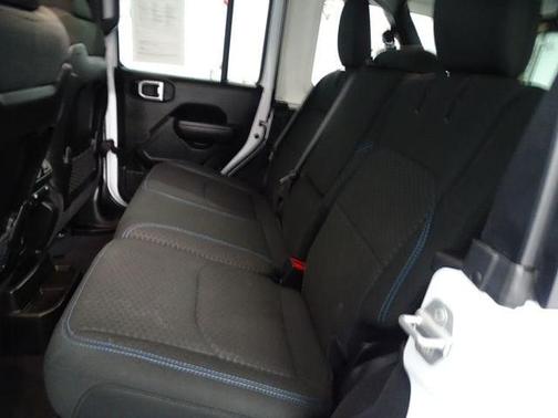 Bright White Clearcoat 2025 Jeep Wrangler 4xe Rubicon