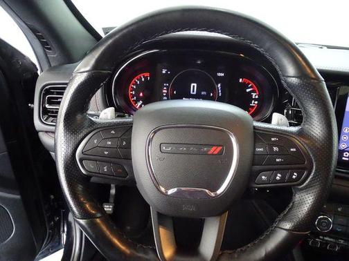 DB Black Crystal Clearcoat 2023 Dodge Durango GT