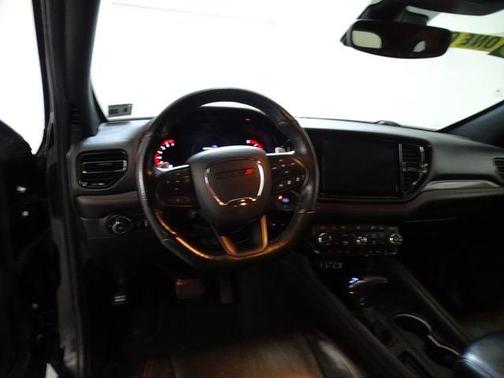 DB Black Crystal Clearcoat 2023 Dodge Durango GT