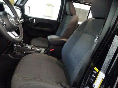 Black Clearcoat 2025 Jeep Wrangler 4xe Sahara