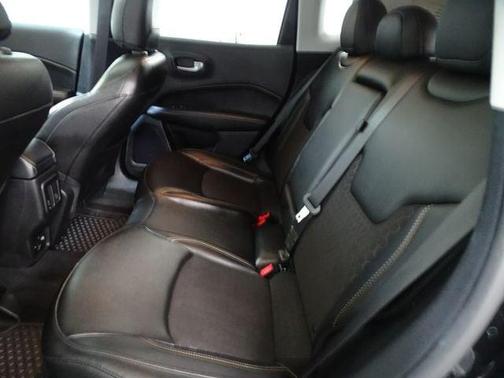 Diamond Black 2021 Jeep Compass Latitude