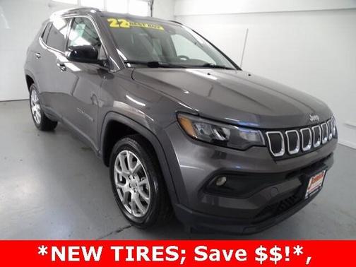 2022 Jeep Compass Latitude Lux