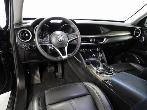 2018 Alfa Romeo Stelvio Ti