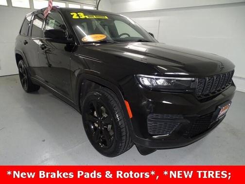 2023 Jeep Grand Cherokee Altitude