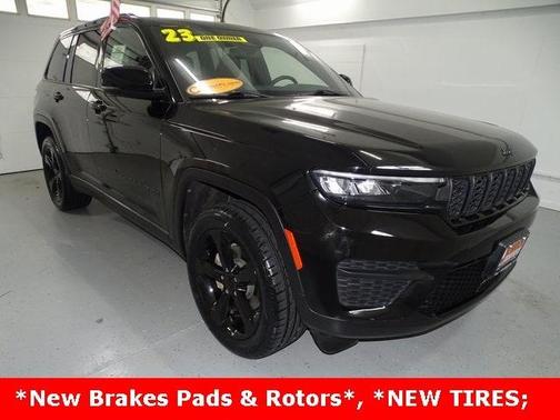 2023 Jeep Grand Cherokee Altitude