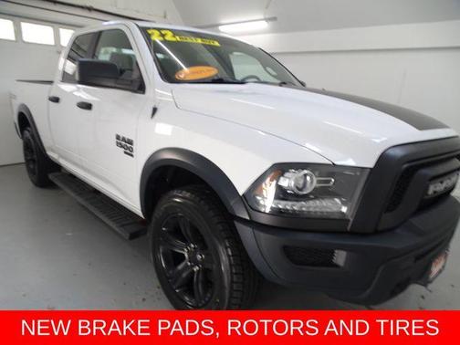 Bright White Clearcoat 2022 RAM 1500 Classic SLT