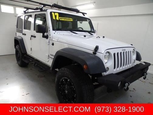 Bright White Clearcoat 2017 Jeep Wrangler Unlimited Sport SUV