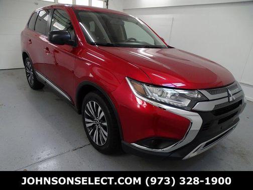 2020 Mitsubishi Outlander ES