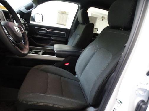 Bright White Clearcoat 2025 RAM 1500 Big Horn/Lone Star