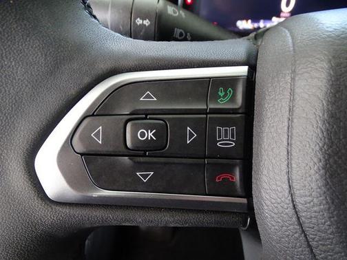 Bright White Clearcoat 2023 Jeep Compass Limited