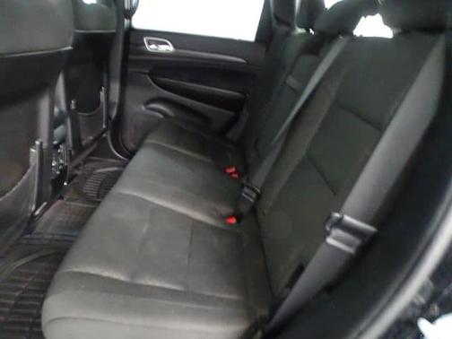Diamond Black 2018 Jeep Grand Cherokee Laredo E