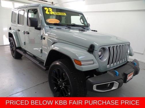 Earl Clearcoat 2023 Jeep Wrangler 4xe Sahara