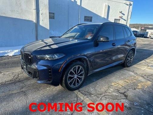 2024 BMW X5 M60i