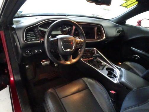 Octane Red Pearlcoat 2018 Dodge Challenger GT