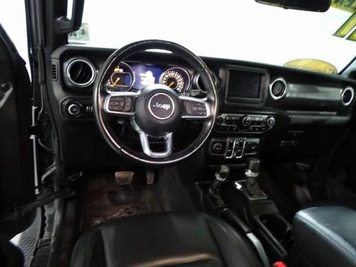 2021 Jeep Wrangler Unlimited Sahara Altitude