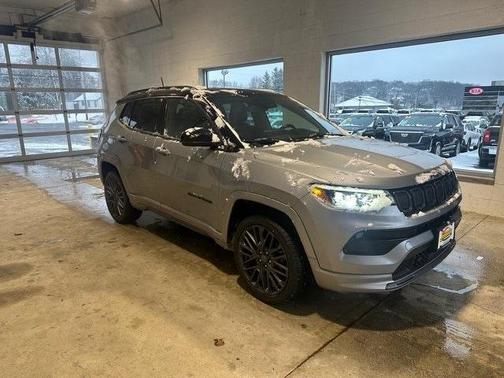 2022 Jeep Compass Altitude