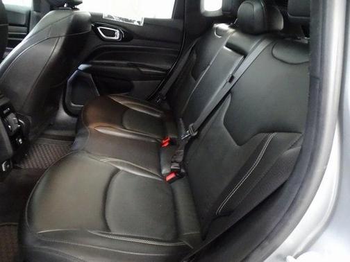 2022 Jeep Compass Altitude