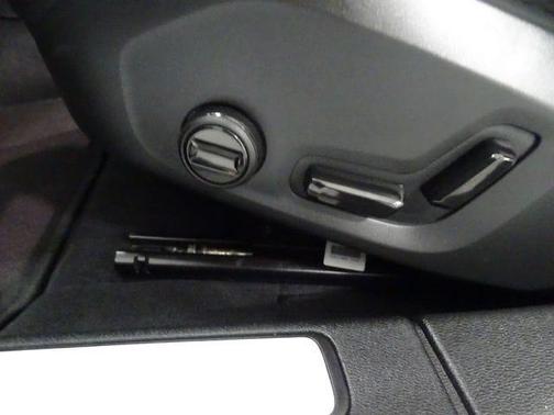 Gray 2024 Volvo S60 B5 Plus Dark Theme