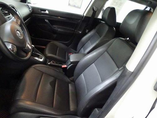 2014 Volkswagen Jetta SportWagen TDI