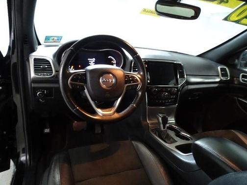 Diamond Black 2020 Jeep Grand Cherokee Altitude
