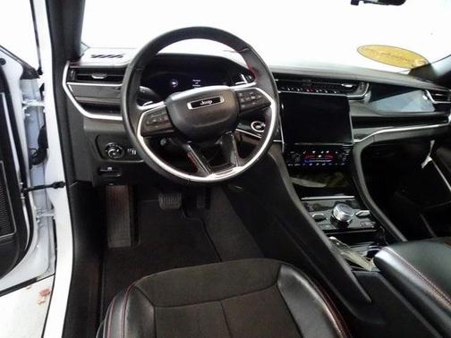 2022 Jeep Grand Cherokee Trailhawk