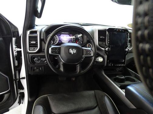 Bright White Clearcoat 2023 RAM 1500 Laramie