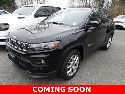 2024 Jeep Compass Latitude Lux