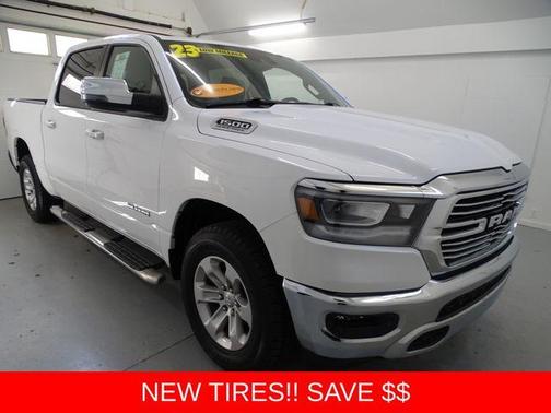 Bright White Clearcoat 2023 RAM 1500 Laramie