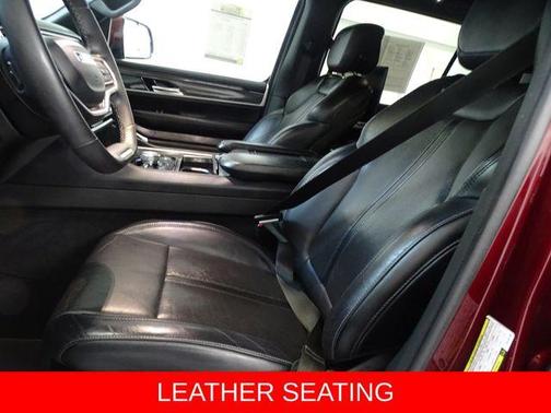 Velvet Red Pearlcoat 2022 Jeep Wagoneer Series III