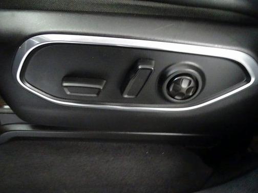 2023 Jeep Wagoneer L Series III