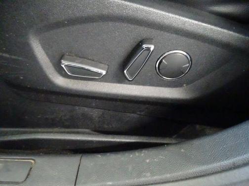 Magnetic 2019 Ford Edge SEL