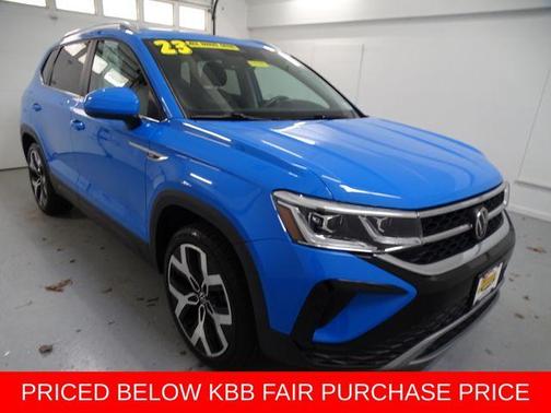 Cornflower Blue 2023 Volkswagen Taos 1.5T SEL