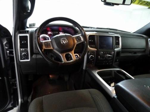 2021 RAM 1500 Classic SLT