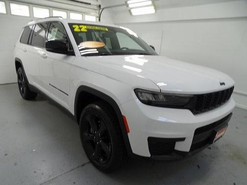 2022 Jeep Grand Cherokee L Laredo