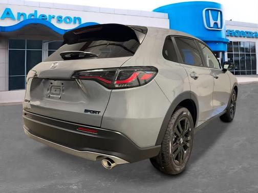 Urban Gray Pearl 2027 Honda HR-V Sport