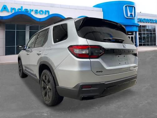 Solar Silver Metallic 2026 Honda Pilot Black Edition