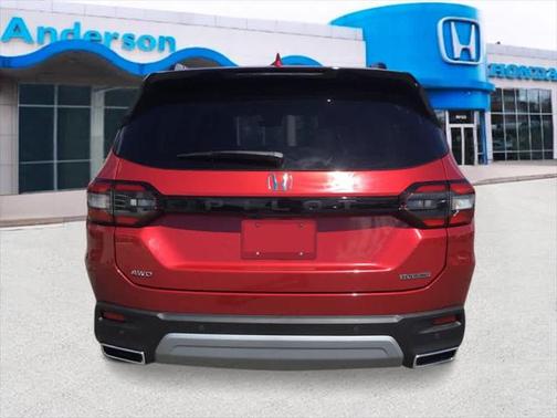 2025 Honda Pilot Touring 8-Passenger