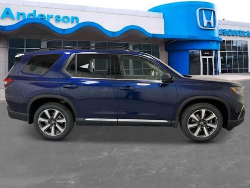 2025 Honda Pilot Touring 8-Passenger