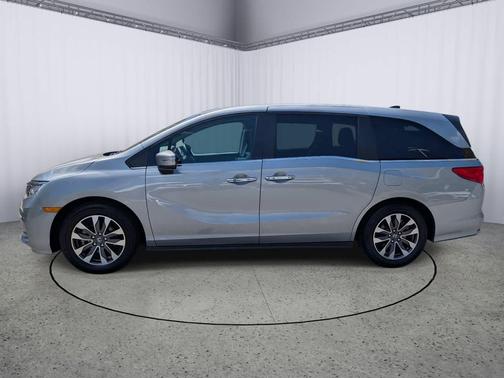Lunar Silver Metallic 2023 Honda Odyssey EX-L