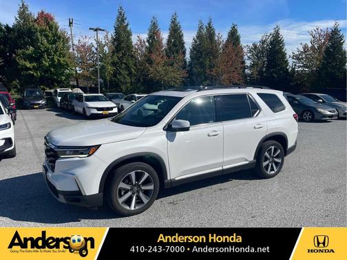 2023 Honda Pilot Touring 8-Passenger