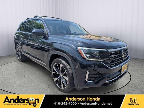 Deep Black Pearl 2025 Volkswagen Atlas 2.0T SEL Premium R-Line 4MOTION